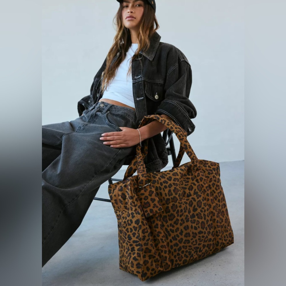 BAGGU Cloud Carry-On Bag Leopard